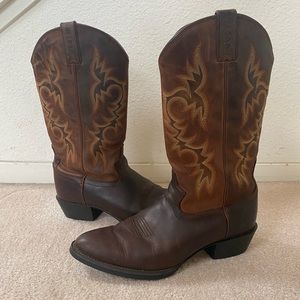 Justin’s Stampede 2551 Men size 10D Cowboy boots